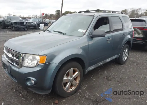 2011 Ford Escape Xlt из США, поврежденный, VIN 1FMCU0DG9BKB81904